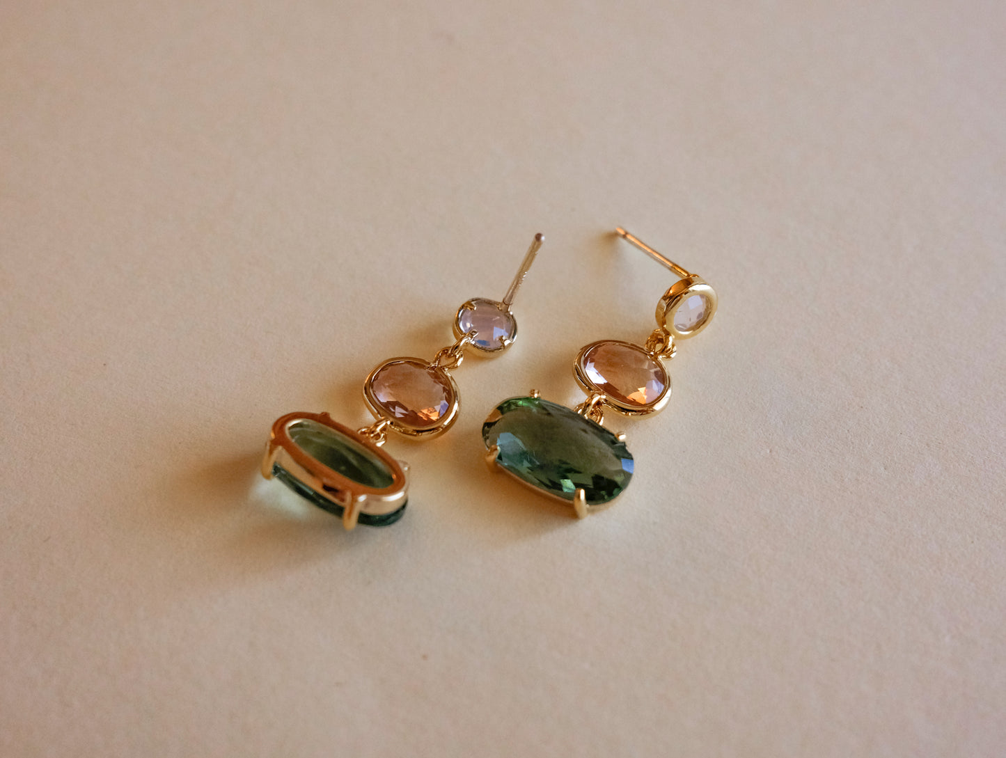 Sulgi Stud Earrings