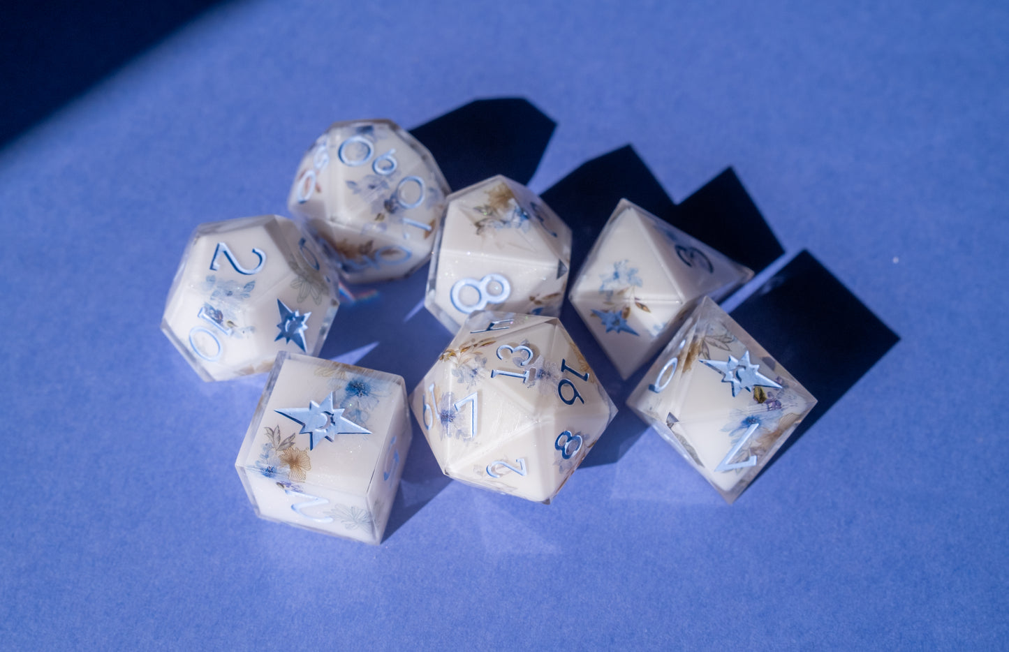 Heavenly Blooms Polyhedral Dice Set A- Grade