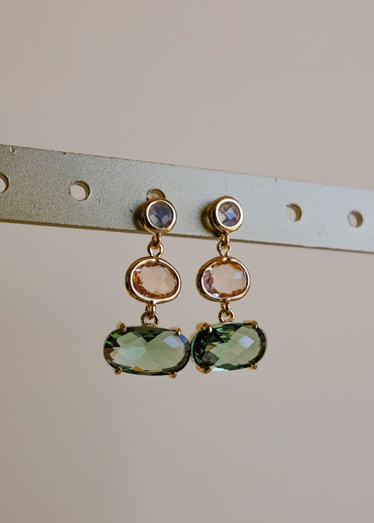 Sulgi Stud Earrings