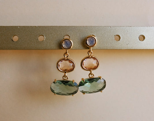 Sulgi Stud Earrings