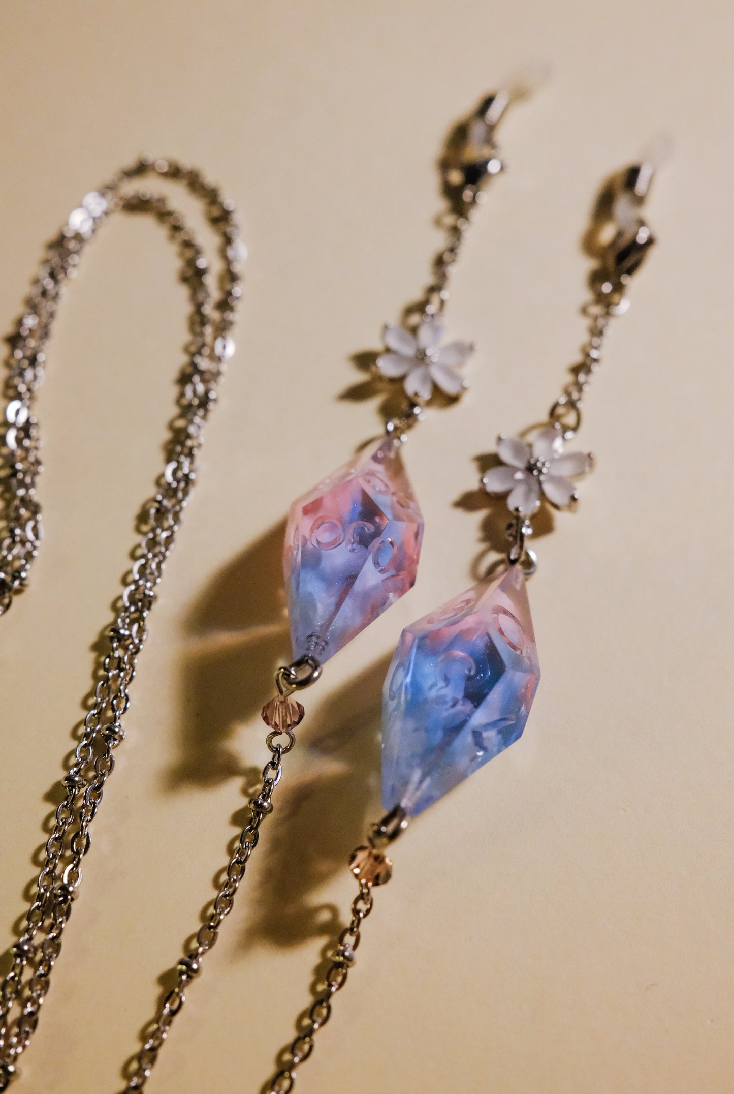 Aurora D10+Percent Glasses Chain