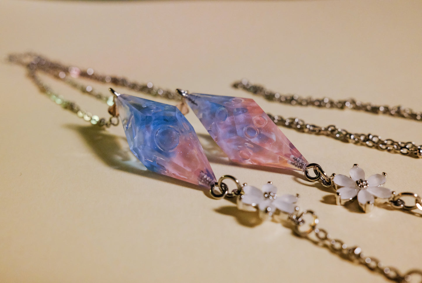 Aurora D10+Percent Glasses Chain