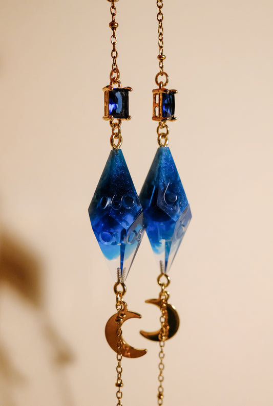 Moon Beam D10+Percent Glasses Chain