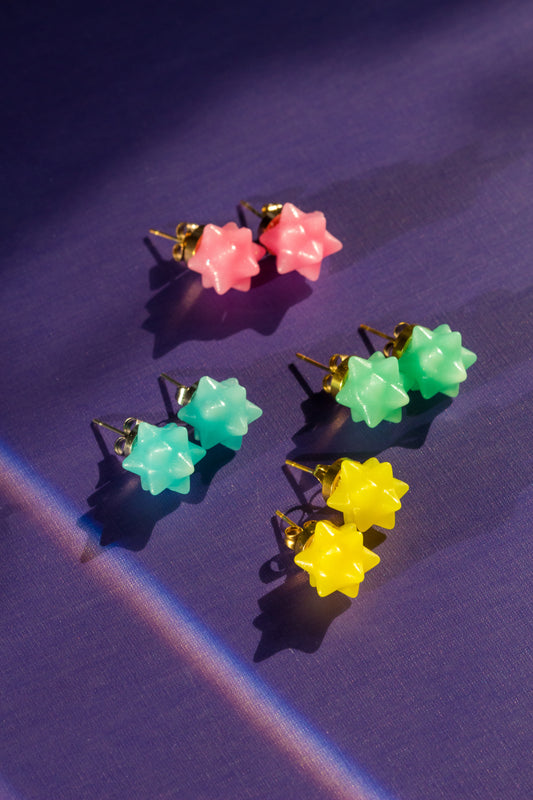 Star Piece Stud Single Earring.