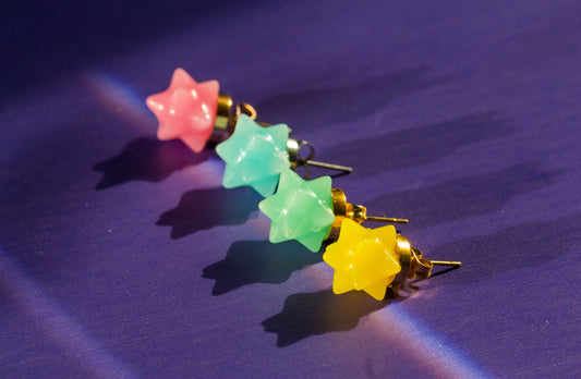 Star Piece Stud Single Earring.